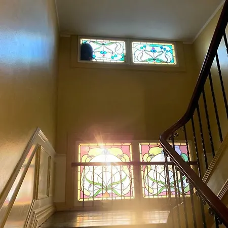 Four Individual Beautiful Spacious In Stylish Homestay